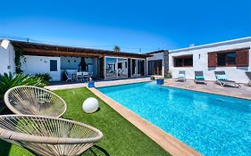 Villa Macher Piscina climatizada y Bar piscina